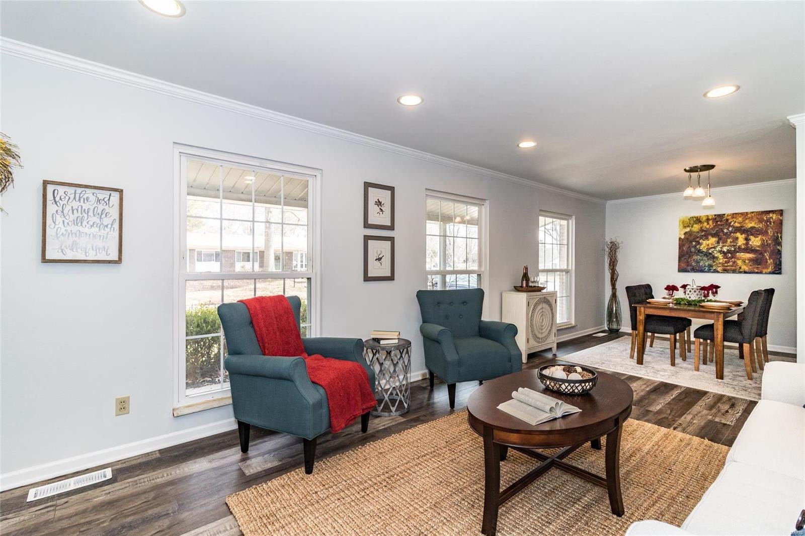 Sold 12808 Bellerive Estates Drive, Creve Coeur, MO 63141 3 Beds / 2